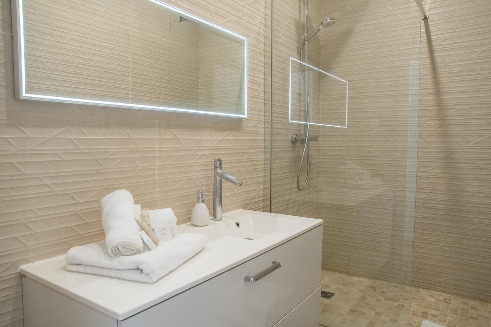 Appartement Spacieux Et Renove パリ エクステリア 写真