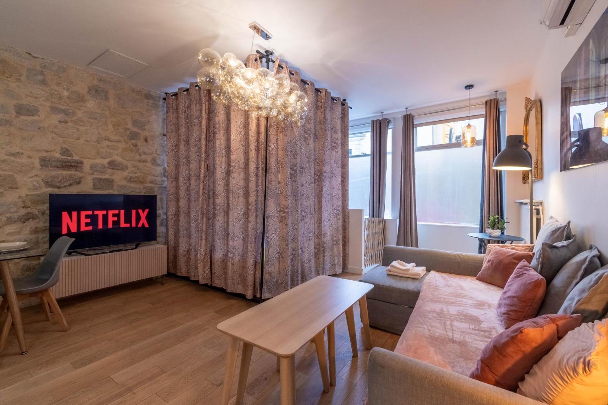 Appartement Spacieux Et Renove パリ エクステリア 写真